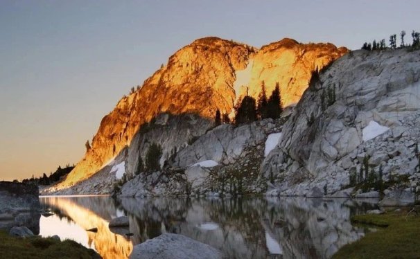 直播免费帮人洗鞋：1个月，收入24w，闷声发财的小生意